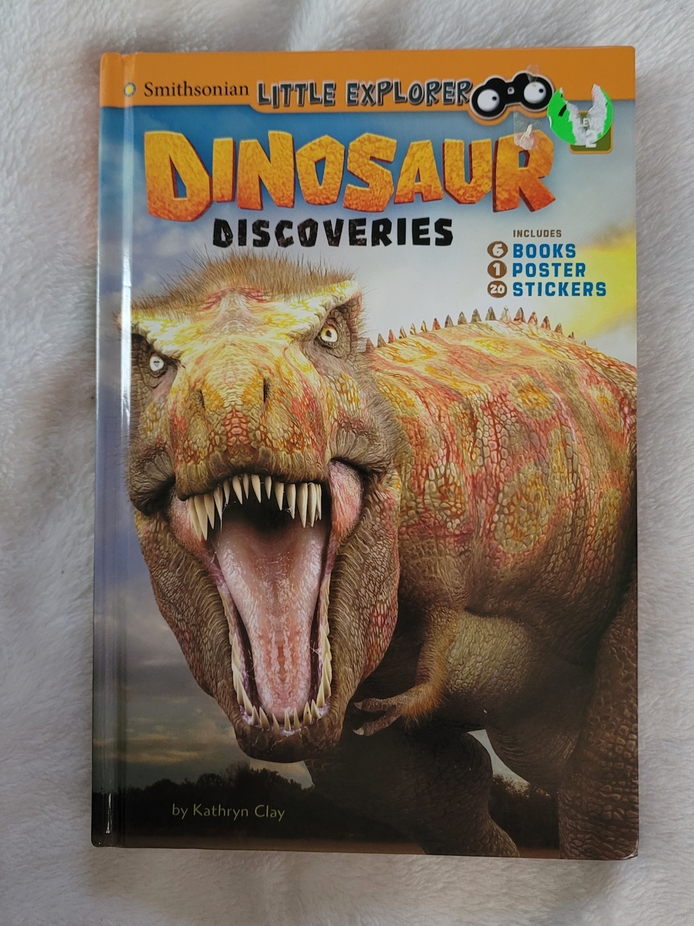 Smithsonian Little Explorer Dinosaur Discoveries - Dinosaur Book Hardcover EUC